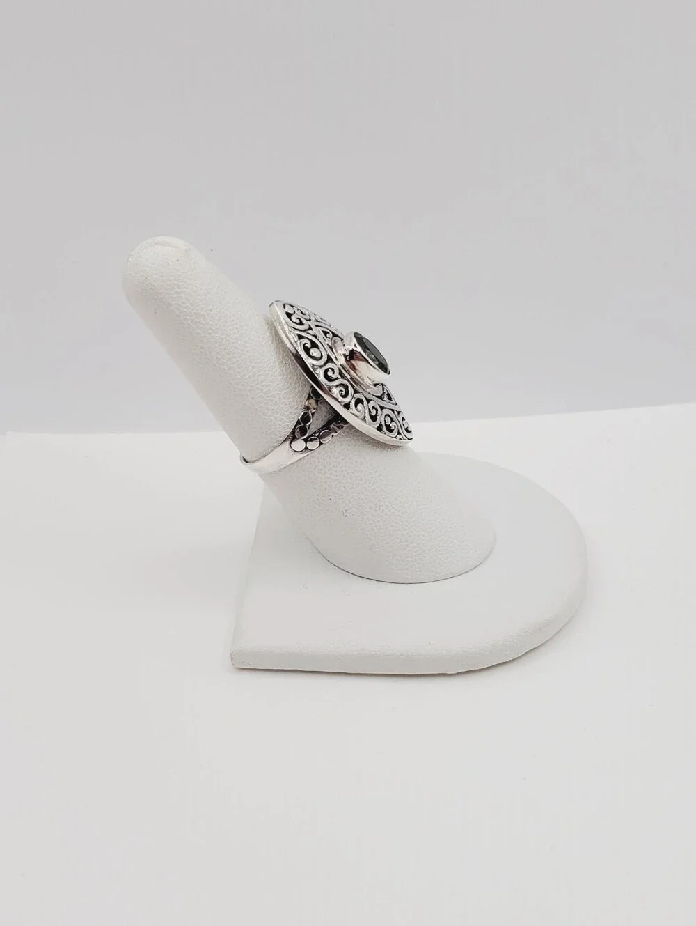 Oval Bezel Set Genuine Peridot 925 Sterling Silver Scroll Statement Ring
